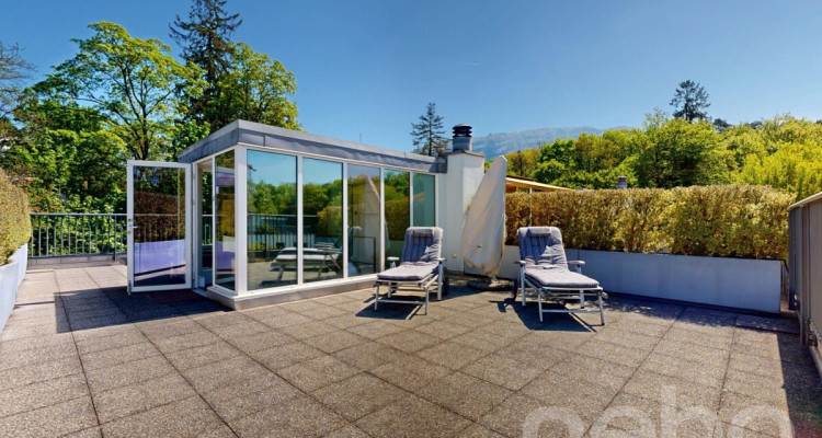 Maison de standing à Conches, jardin et atmosphère calme image 12