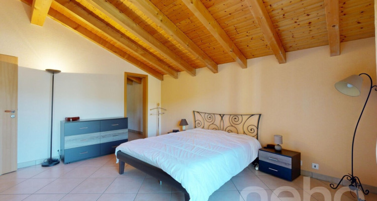 Villa de 6,5 pièces au calme avec garage 5 places et grand jardin image 8