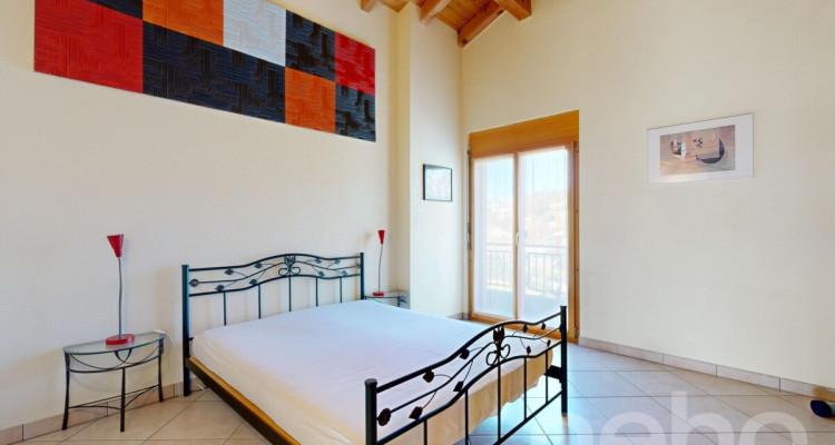 Villa de 6,5 pièces au calme avec garage 5 places et grand jardin image 9