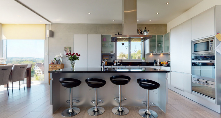 Wunderschönes Anwesen mit Pool und Einliegerwohnung image 4