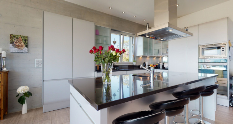 Wunderschönes Anwesen mit Pool und Einliegerwohnung image 6