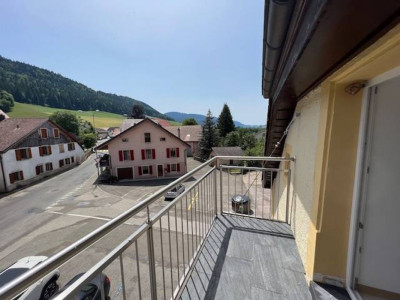 Appartement D - 2,5 pièces avec balcon et mezzanine - Cadre agréable à Couvet image 8