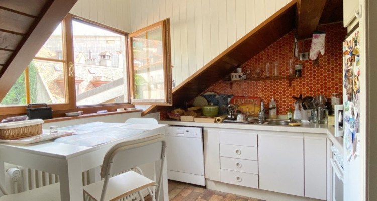 Appartement 2,5 pièces en Vieille Ville       image 4