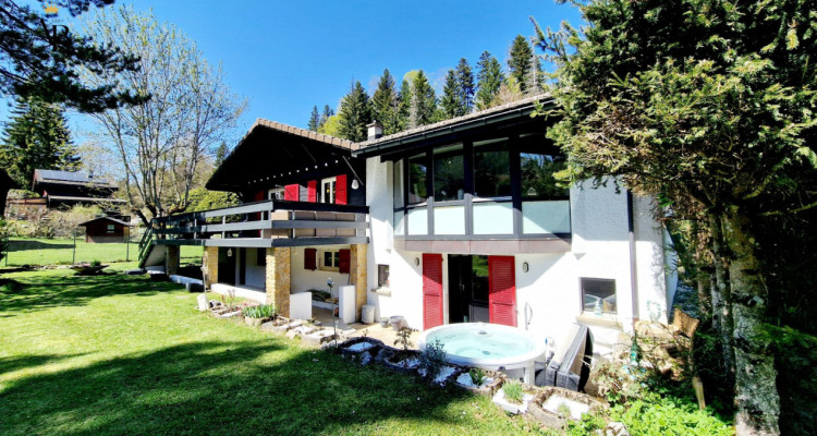En exclusivité : Chalet chant des oiseaux, Saint Cergue, Abby Bryand immobilier image 1