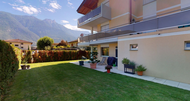 Appartement avec jardin privatif et véranda image 11