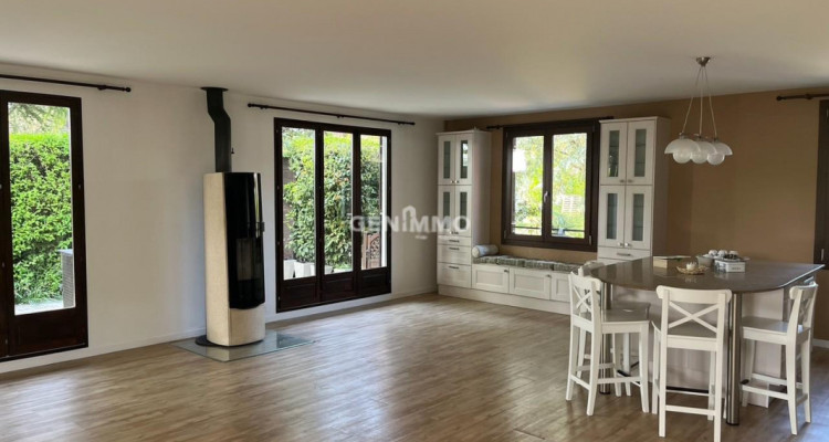 A louer maison familiale Vésenaz image 4
