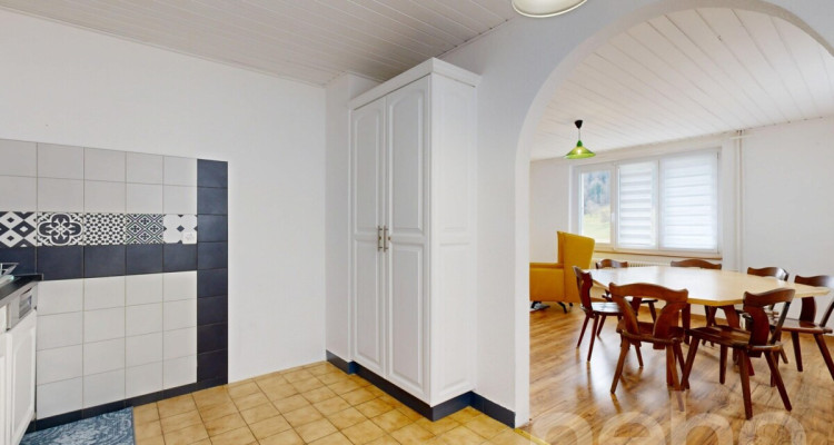 Belle Maison à St-Ursanne ? 3 logements indépendants image 2