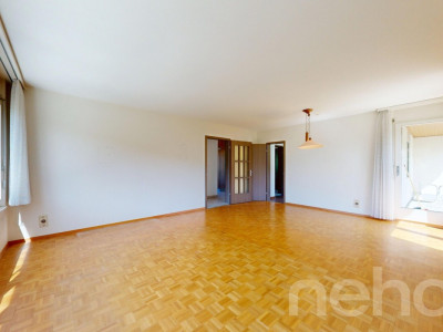 Einfamilienhaus mit viel Potenzial und grossem Garten in Huttwil image 5