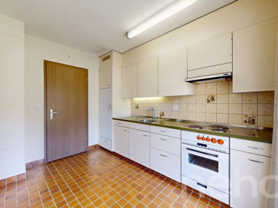 Einfamilienhaus mit viel Potenzial und grossem Garten in Huttwil image 7