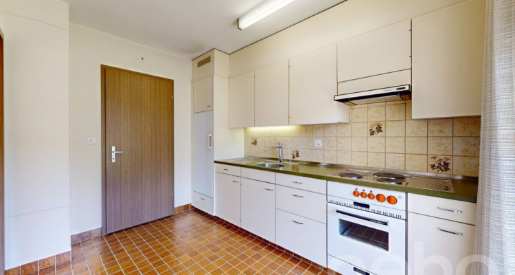 Einfamilienhaus mit viel Potenzial und grossem Garten in Huttwil image 7