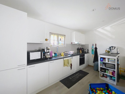 À louer à Courgenay ? Appartement rénové avec cachet image 4