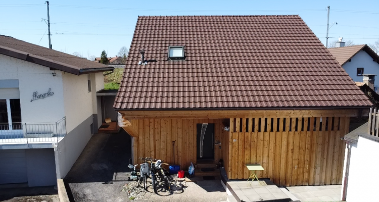 À louer à Courgenay ? Appartement rénové avec cachet image 3