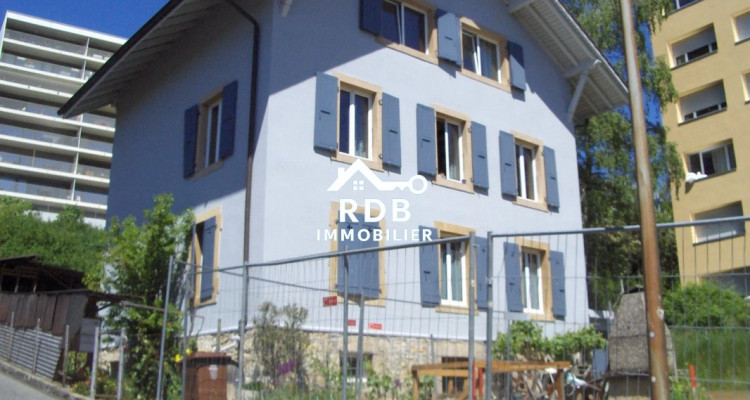 Spacieux duplex 4.5 pièces avec jardin, terrasse et parking image 1