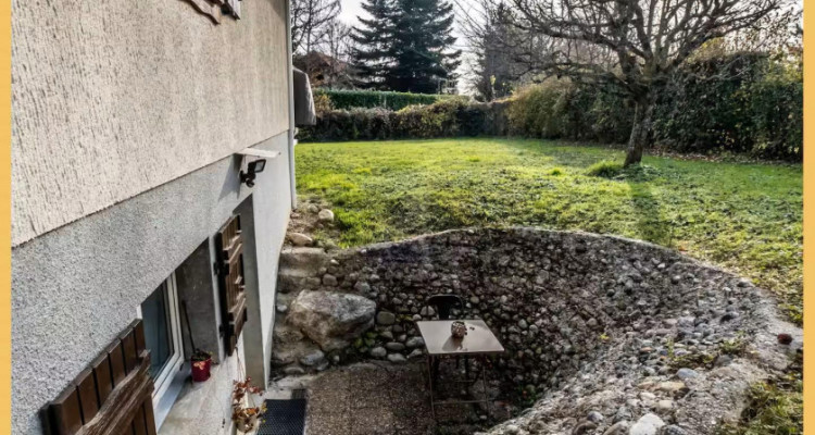 Un appartement meublé et entièrement équipé est disponible à Sauverny (01220)  image 1