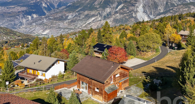 Magnifique chalet avec vue panoramique à Bürchen image 4