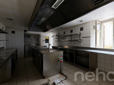 OPPORTUNITÉ RARE : RÉVEILLEZ LA LÉGENDE DE LA MAISON MONSIEUR image 9