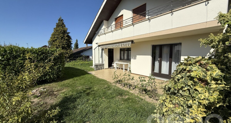Grande maison familiale dans un quartier résidentiel ! image 9
