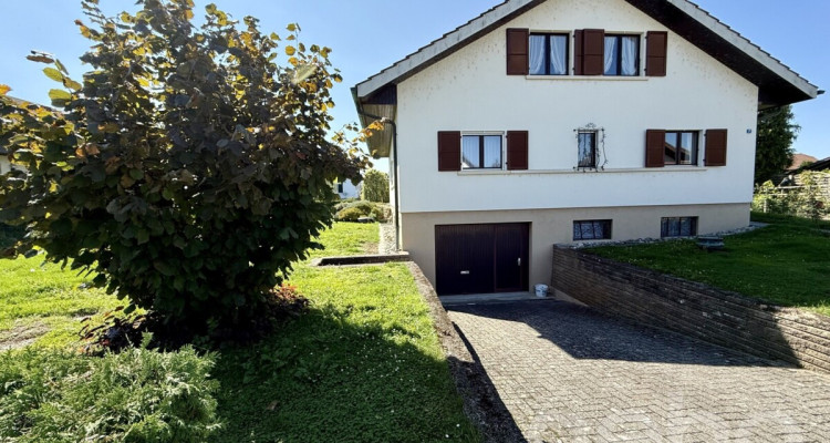 Grande maison familiale dans un quartier résidentiel ! image 10