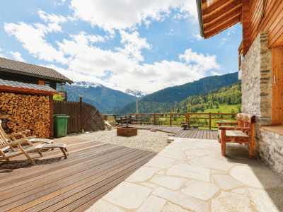 Chalet dexception avec espace bien-être et vue panoramique image 7