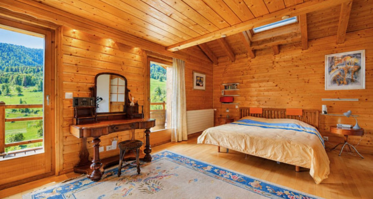 Chalet dexception avec espace bien-être et vue panoramique image 8