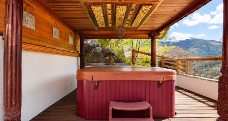 Chalet dexception avec espace bien-être et vue panoramique image 13