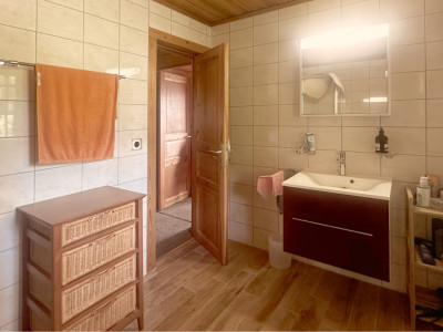 Splendide chalet proche de toutes commodités à saisir !  image 9