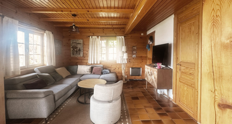 Splendide chalet proche de toutes commodités à saisir !  image 5