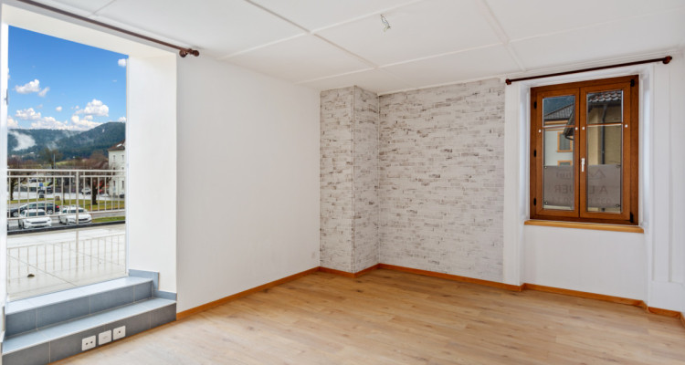 IMMEUBLE MIXTE – FLEURIER CENTRE image 9