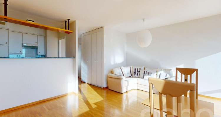Exclusif: lumineux appartement traversant dans PPE de standing image 5