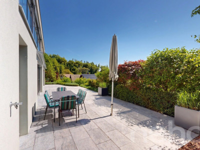 Modernes Einfamilienhaus mit Seesicht, Terrasse & viel Komfort image 11