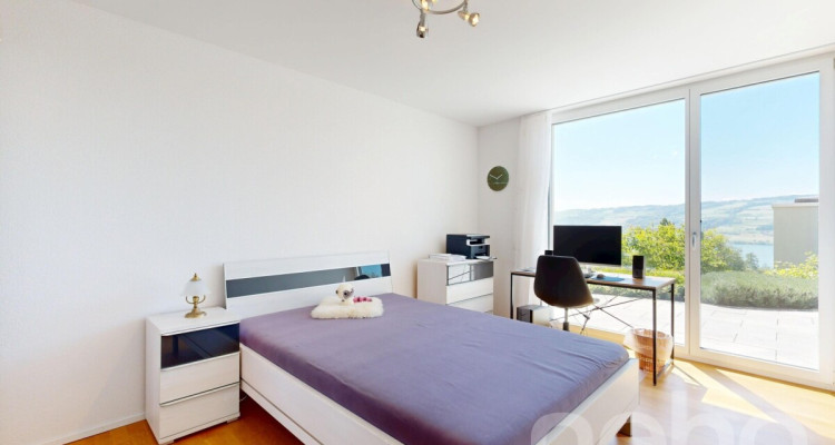 Modernes Einfamilienhaus mit Seesicht, Terrasse & viel Komfort image 7