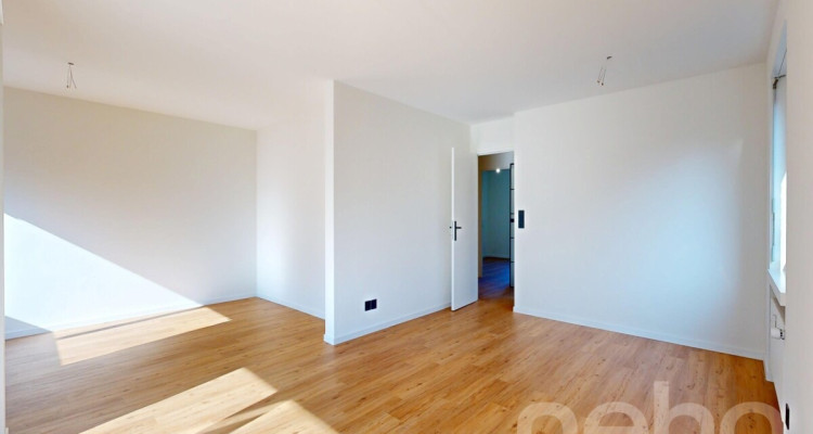 Komplett renovierte Wohnung mit Balkon und Tiefgarage in Rheinfelden image 7