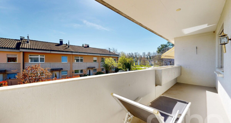 Attraktives Reihenmittelhaus mit Garage und pflegeleichtem Garten image 9