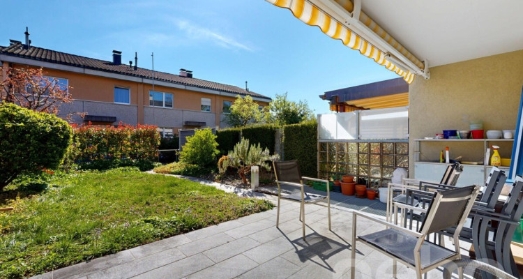 Attraktives Reihenmittelhaus mit Garage und pflegeleichtem Garten image 11