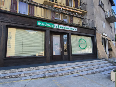 Local commercial à vendre image 1