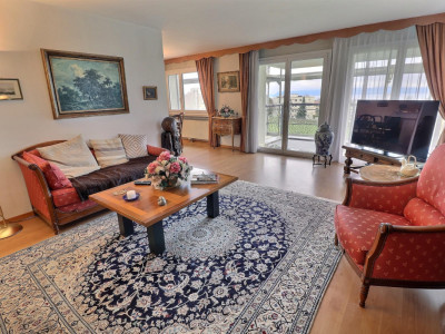 Charmant appartement en viager occupé sans rente, idéalement situé à Mont-sur-Rolle, au coeur de lun des villages les plus prisés de La Côte. image 1