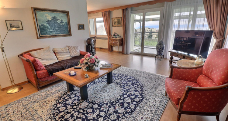 Charmant appartement en viager occupé sans rente, idéalement situé à Mont-sur-Rolle, au coeur de lun des villages les plus prisés de La Côte. image 1