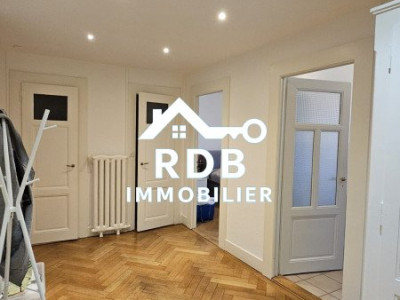 Appartement de 3,5 pièces au 4ème étage situé à Genève 1203 image 4