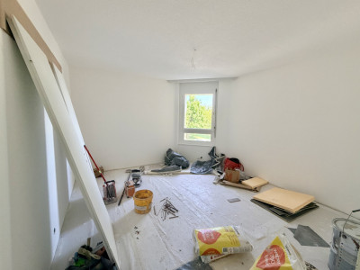 Appartement traversant en rénovation avec balcons – 3 à 4 chambres image 11