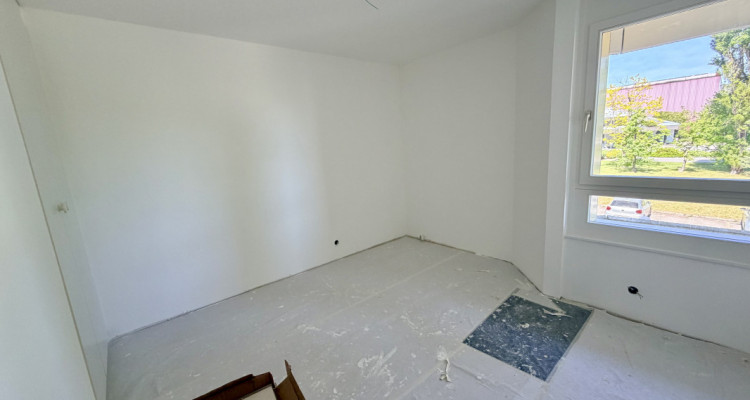 Appartement traversant en rénovation avec balcons – 3 à 4 chambres image 12