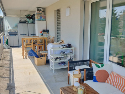 Joli 4 pièces avec grand balcon idéalement situé dans la région de Cointrin GE image 3