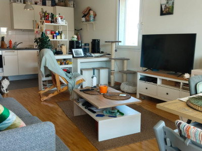 Joli 4 pièces avec grand balcon idéalement situé dans la région de Cointrin GE image 5