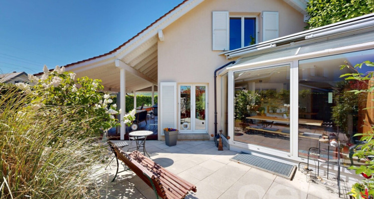 Maison familiale ? 189 m², vue montagnes, jardin et exposition sud image 12