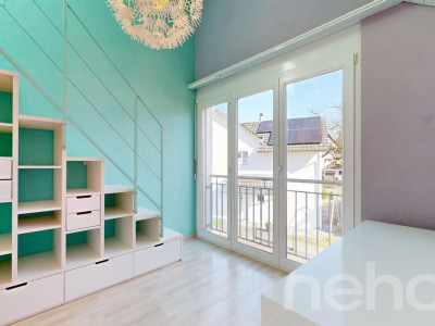 Sonniges Familienglück: 6.5-Zimmer-Einfamilienhaus an naturnaher Lage image 9