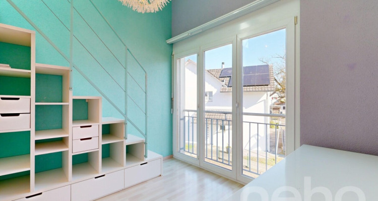 Sonniges Familienglück: 6.5-Zimmer-Einfamilienhaus an naturnaher Lage image 9