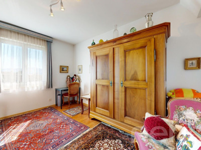 Charmantes 5.5-Zimmer-Eckreihenhaus in begehrter Lage in Zürich image 12