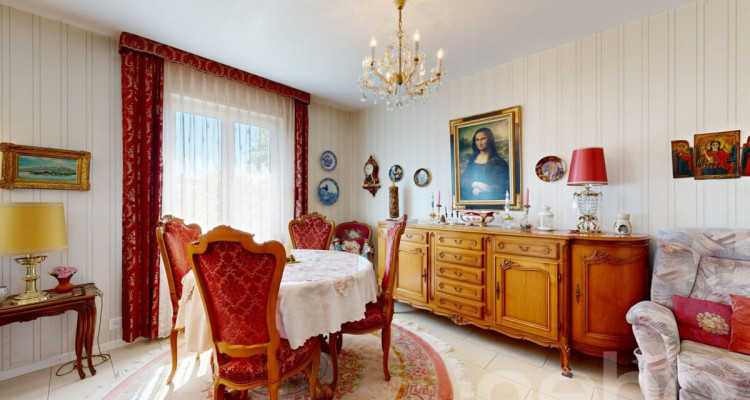Charmantes 5.5-Zimmer-Eckreihenhaus in begehrter Lage in Zürich image 7