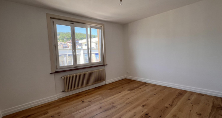 Appartement lumineux avec panorama exceptionnel sur le lac et les Alpes image 4