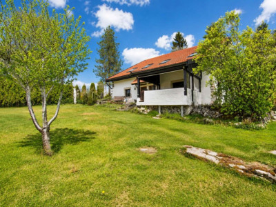Ferme authentique du 18ème siècle avec vue panoramique image 1