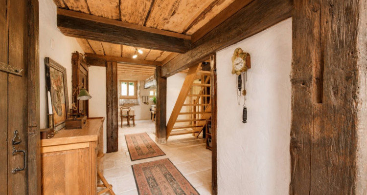 Ferme authentique du 18ème siècle avec vue panoramique image 2